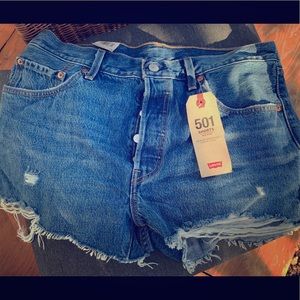 Levi’s 501 shorts